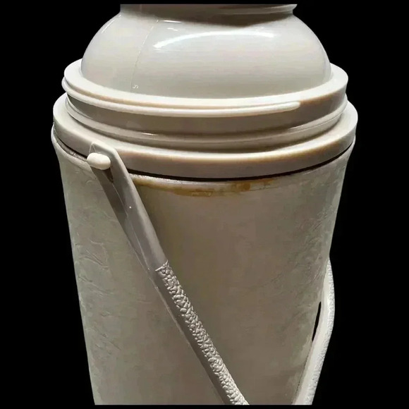 Vintage Horse Head Thermos Canister Gillian DuPont Estate Signed GG Gordon Grand - Picture 11 of 13